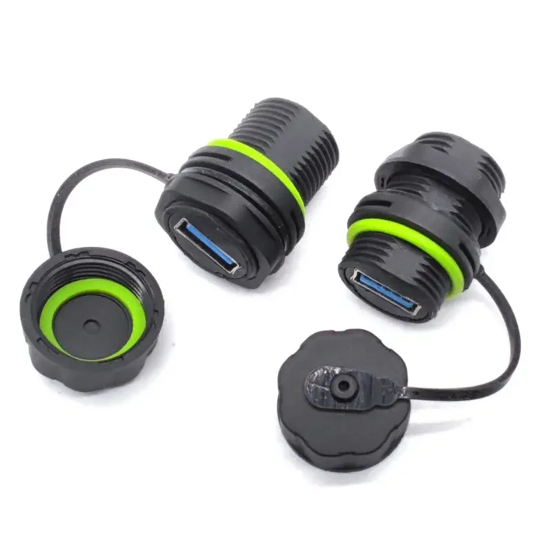 IP68 USB 3.0 Panel Type Plug S - Extension Cord Outdoor recensione e prezzo
