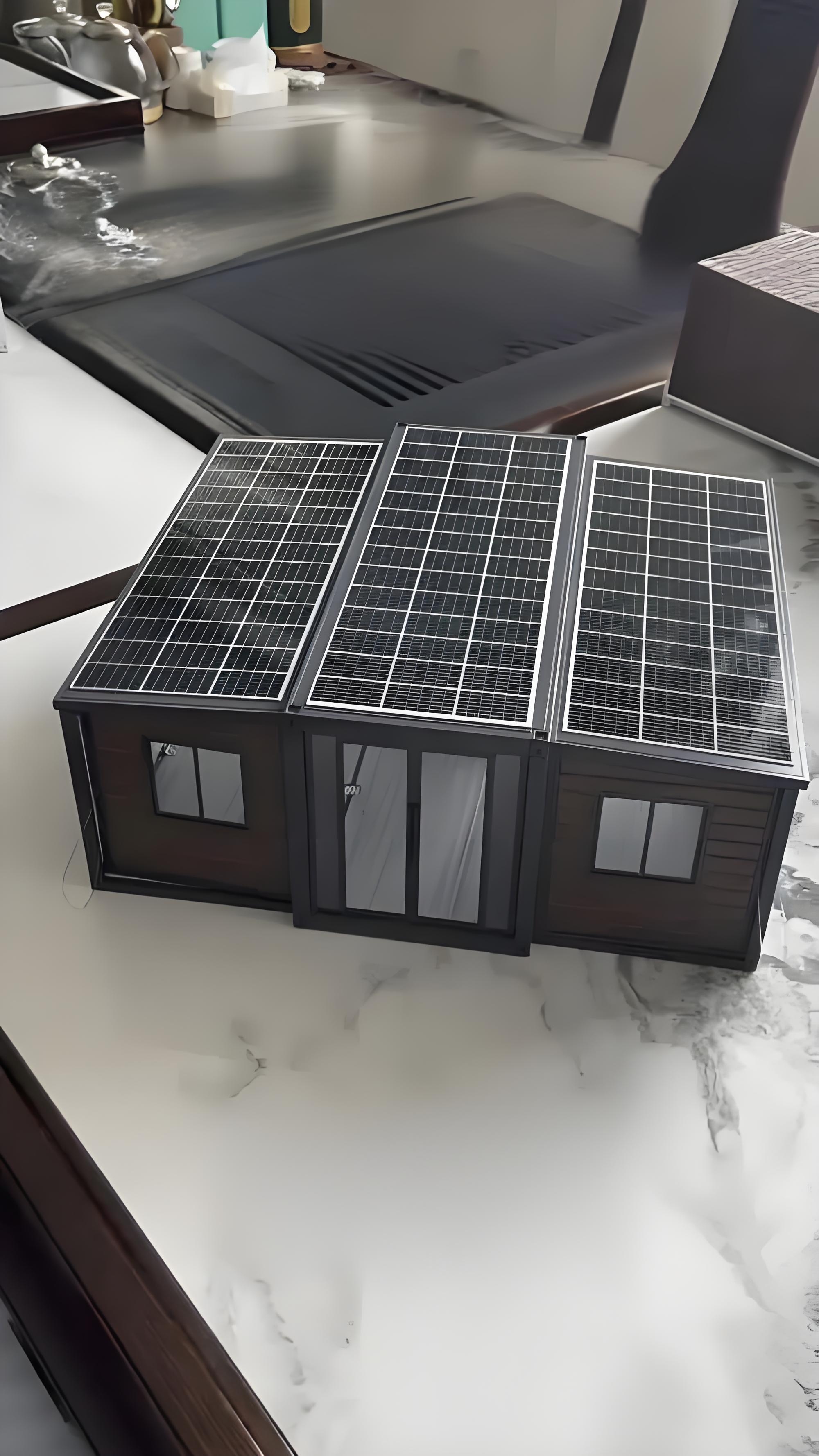 Retractable Weatherproof Patio - Panel Power Outdoor recensione e prezzo